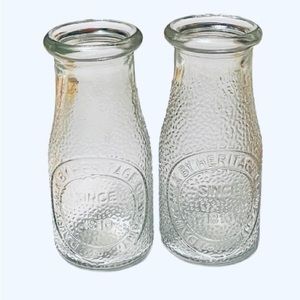 - 2 Dairy Milk Heritage Company Clear Glass Bud Vases